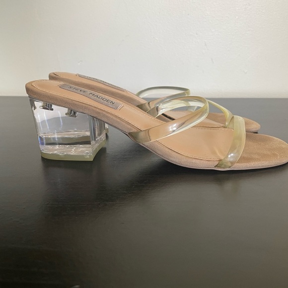 Steve Madden Issy Clear/Tan vinyl mules - Picture 5 of 9